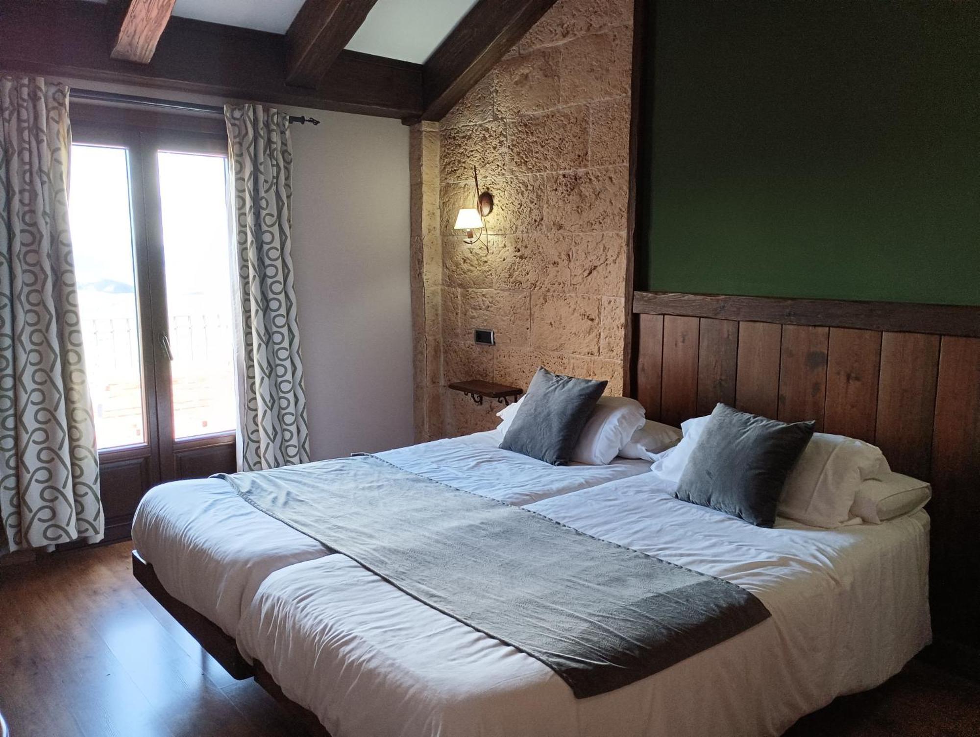 Hotel Rural Los Tadeos Zahara De La Sierra Zewnętrze zdjęcie